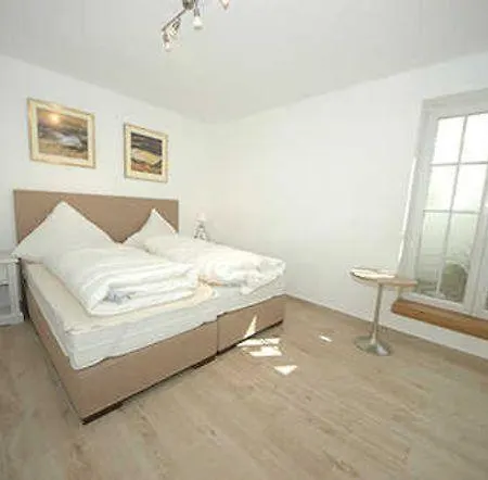 Residenz Mia Holiday home Wenningstedt-Braderup